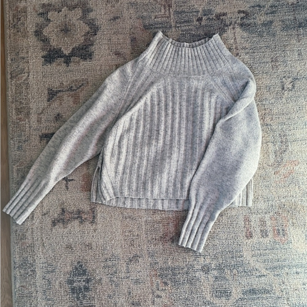 Cozy Gray Ribbed Sweater